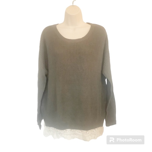 Urban Outfitters Pins & Needles Lace Crochet Trim Sweater Size Small - Picture 2 of 8